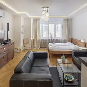 **** Apartahotel Selinor Old Town República Checa