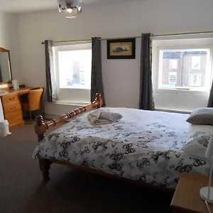 View And 3* Yarm