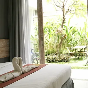 ** Pensión Sugiras Living Indonesia
